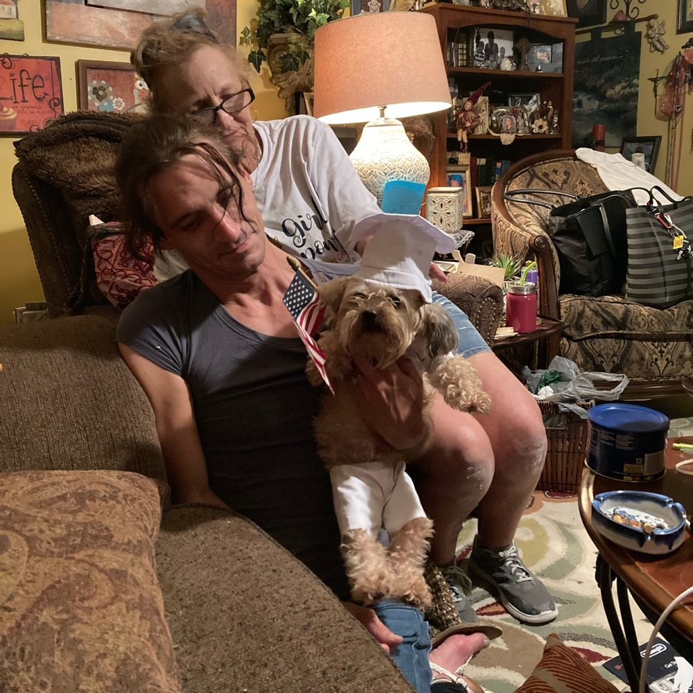 Meet your Posher, Kenneth